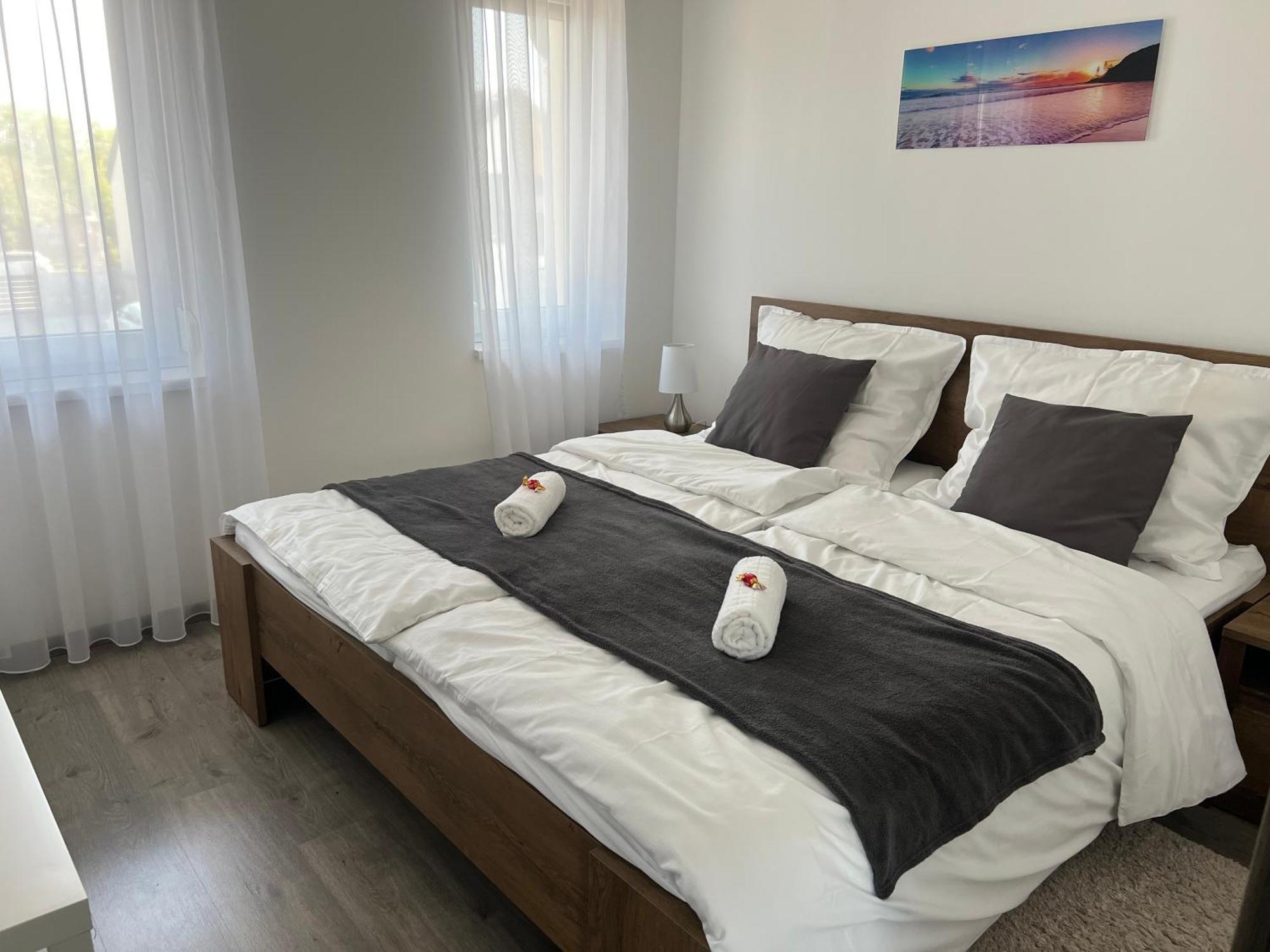 Sophia Apartman Goedoello Εξωτερικό φωτογραφία