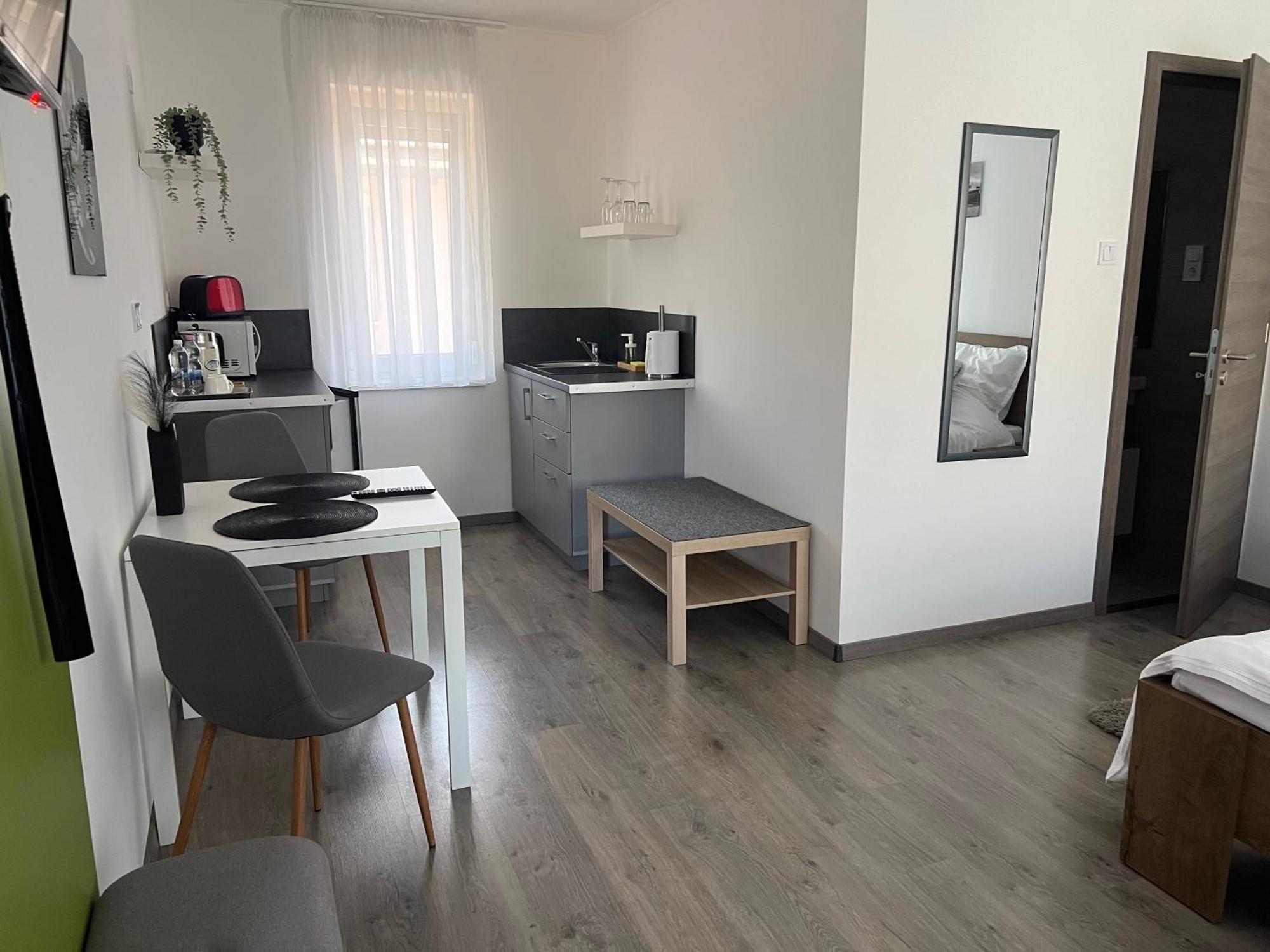 Sophia Apartman Goedoello Εξωτερικό φωτογραφία