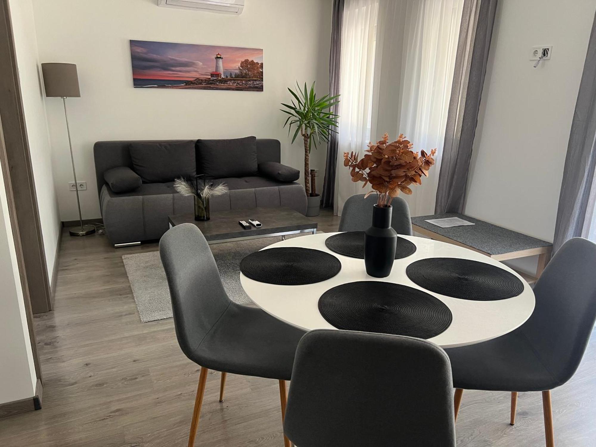 Sophia Apartman Goedoello Εξωτερικό φωτογραφία