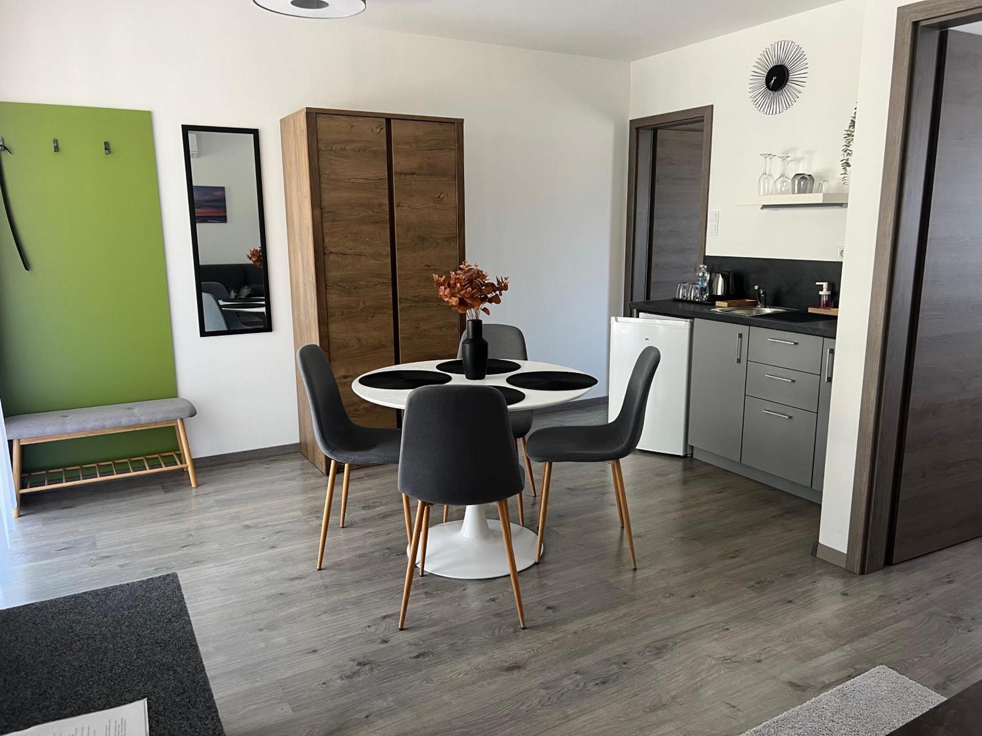 Sophia Apartman Goedoello Εξωτερικό φωτογραφία
