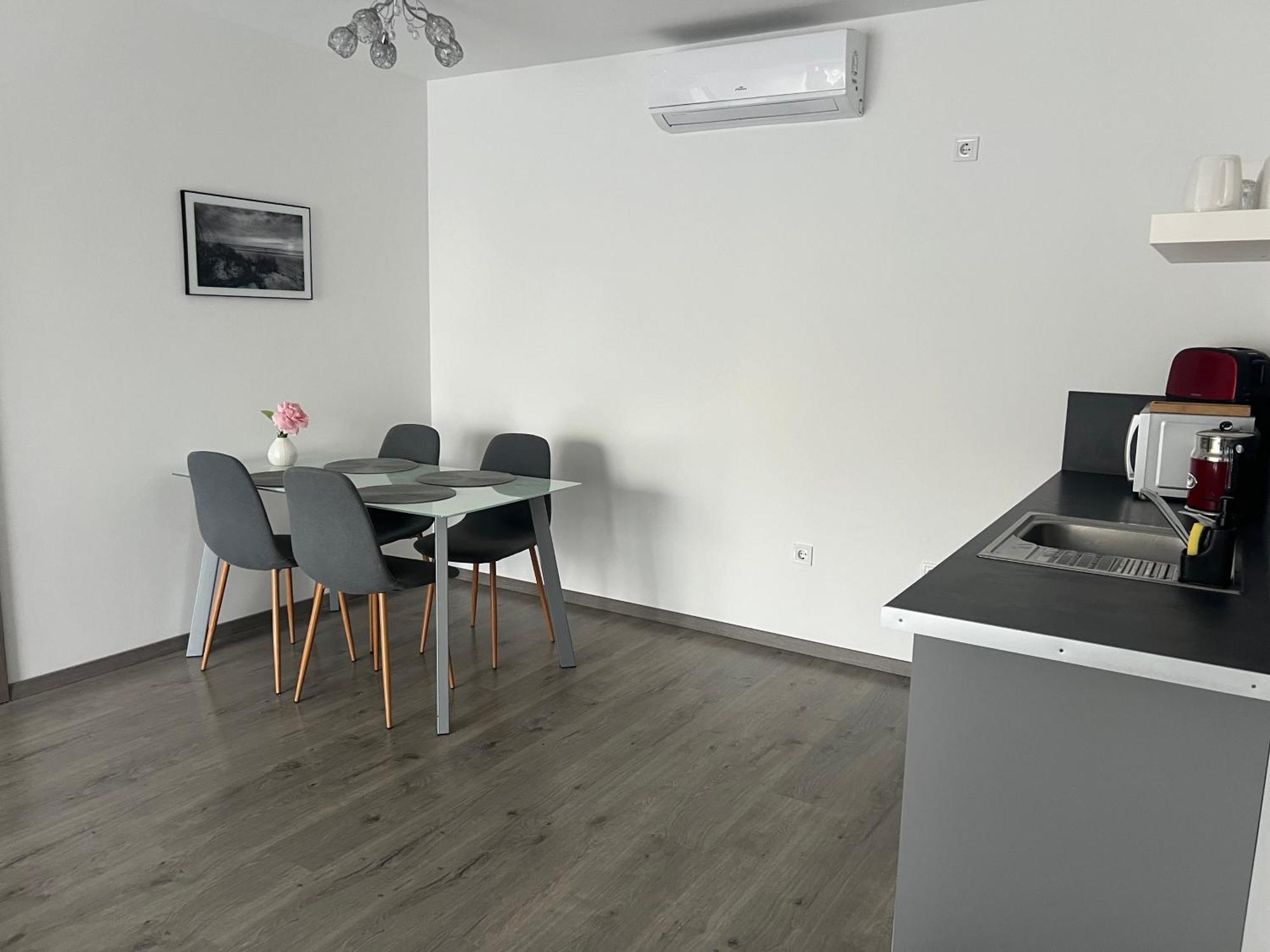 Sophia Apartman Goedoello Εξωτερικό φωτογραφία
